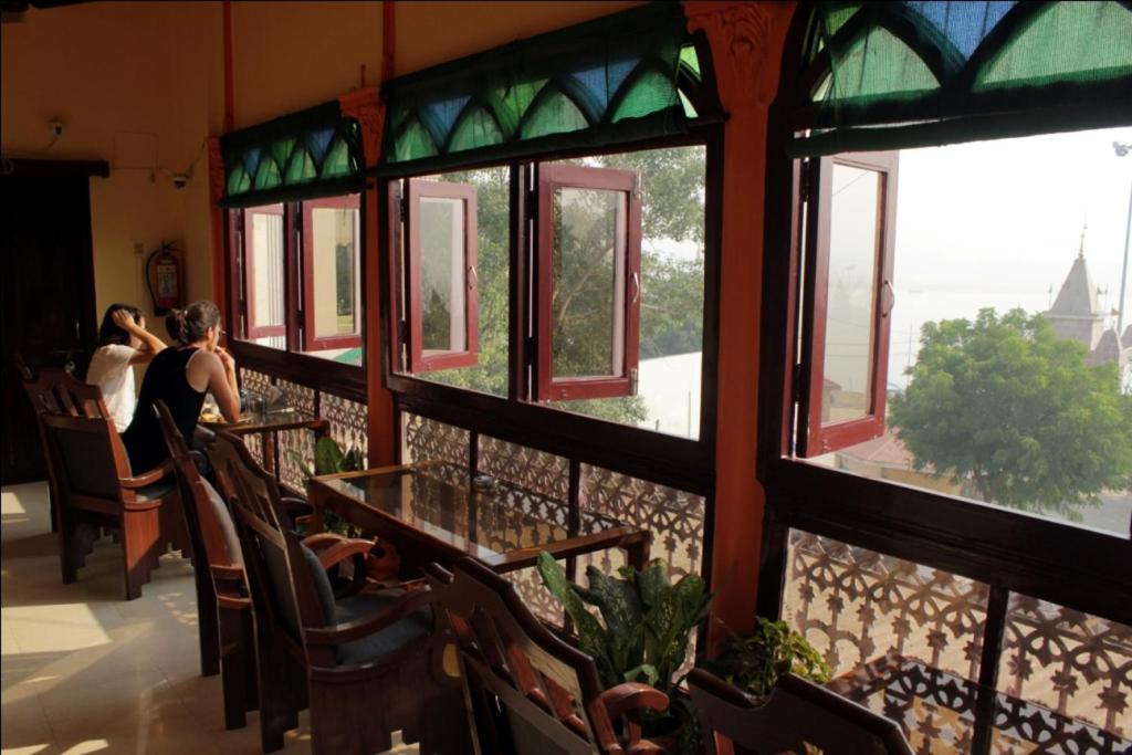 Guest house Sahi River View